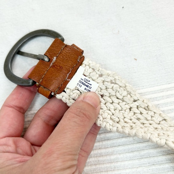 American Eagle Crochet Belt - Picture 4 of 7